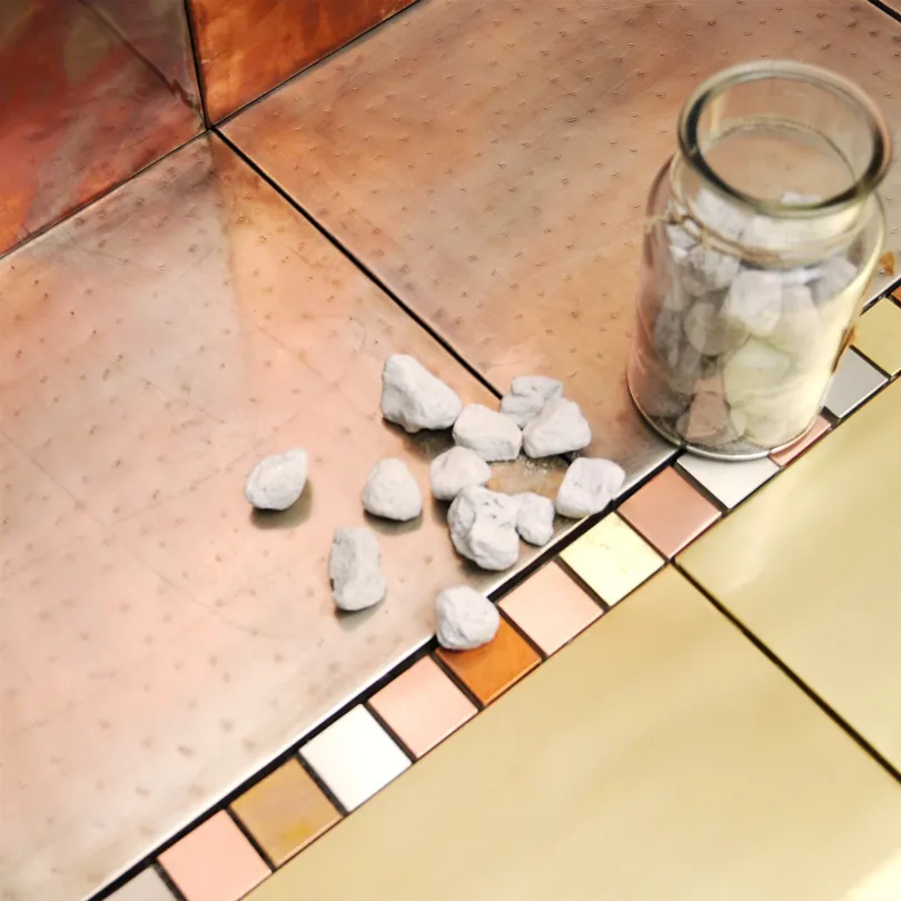 Metal mosaic tiles Rame satinato 3x3 cm su rete 30x30 cm