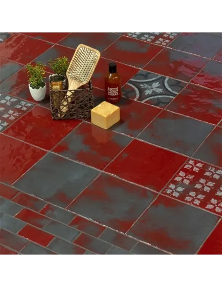 Red Artistic Tiles Rosso Avanguardie Decorazione 20x20 cm Red Artistic Tiles Rosso Avanguardie Decorazione 20x20 cm