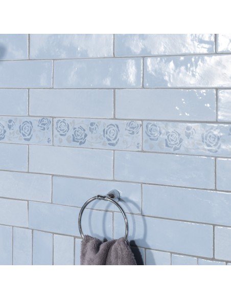 Carrelage mural bleu clair 8X32 cm