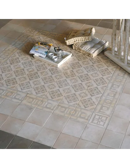 Piastrella decorata cementina fascia petali grigio Piastrella decorata cementina fascia petali grigio