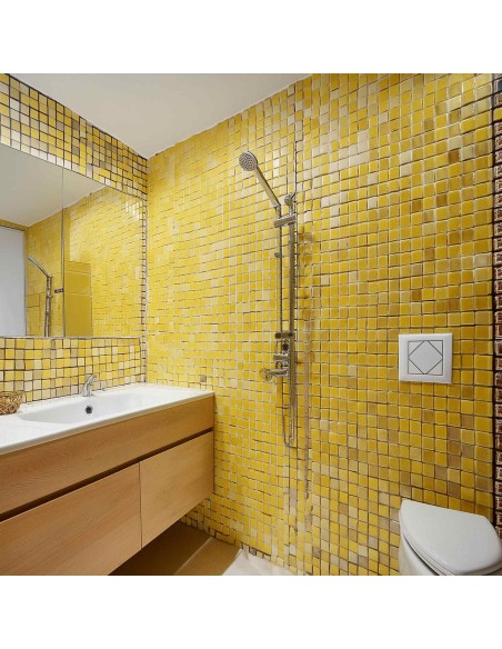 Piastrelle mosaico lucide giallo ambra 2x2 cm su rete Piastrelle mosaico lucide giallo ambra 2x2 cm su rete